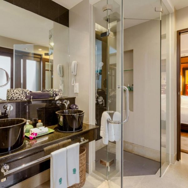 Property image - gallery 11