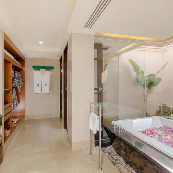 Property image - gallery 12